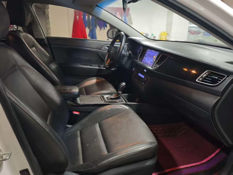 六盘水15年现代名图4