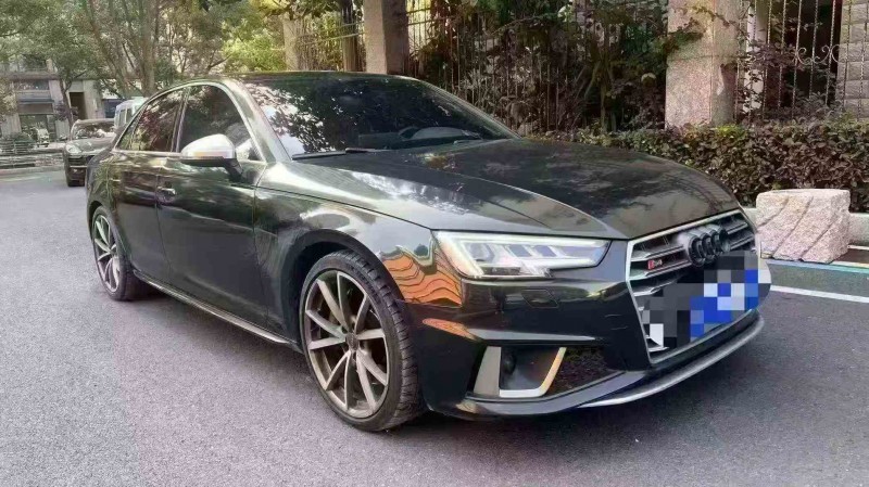 衢州19年奥迪S42