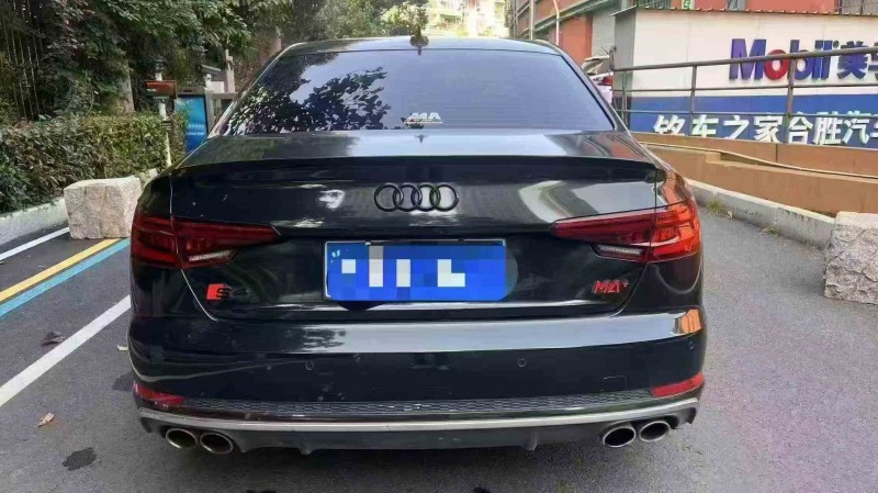 衢州19年奥迪S49