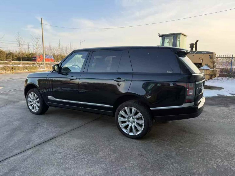 徐州15年路虎揽胜行政8