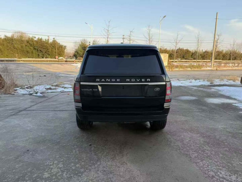 徐州15年路虎揽胜行政9