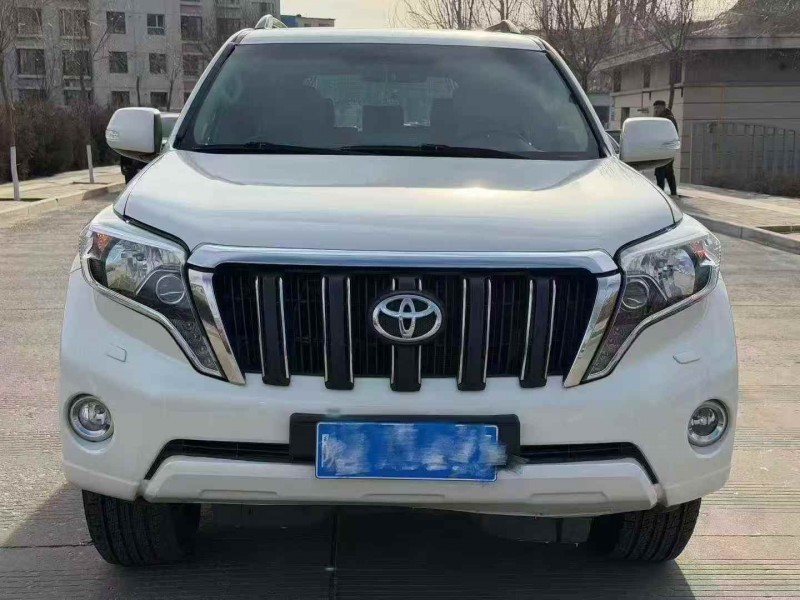 榆林17年丰田普拉多1