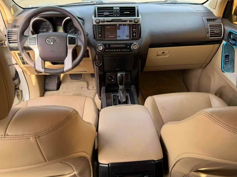 榆林17年丰田普拉多5