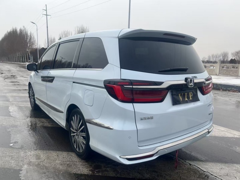 枣庄25年本田艾力绅9