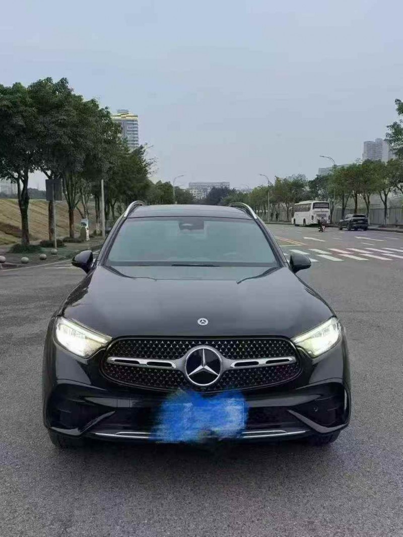 重庆24年奔驰GLC1