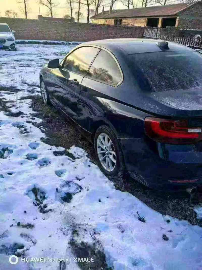 晋中17年宝马2系3