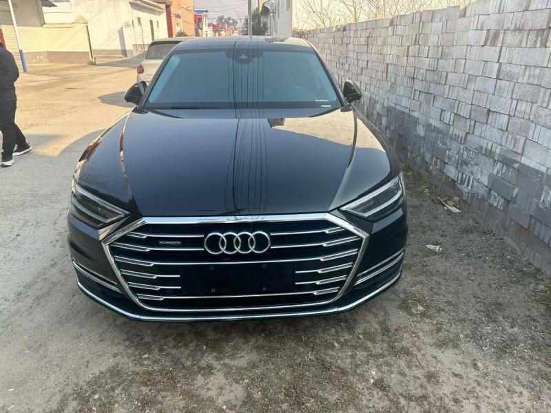 晋中21年奥迪A8L1