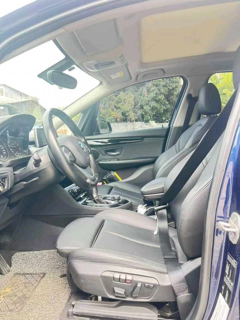 南宁16年宝马2系4