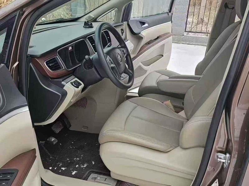 济宁20年别克GL86