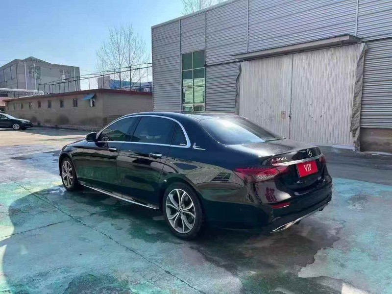 东营22年奔驰E8