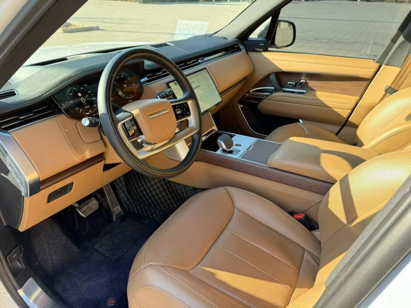 唐山24年路虎揽胜行政4