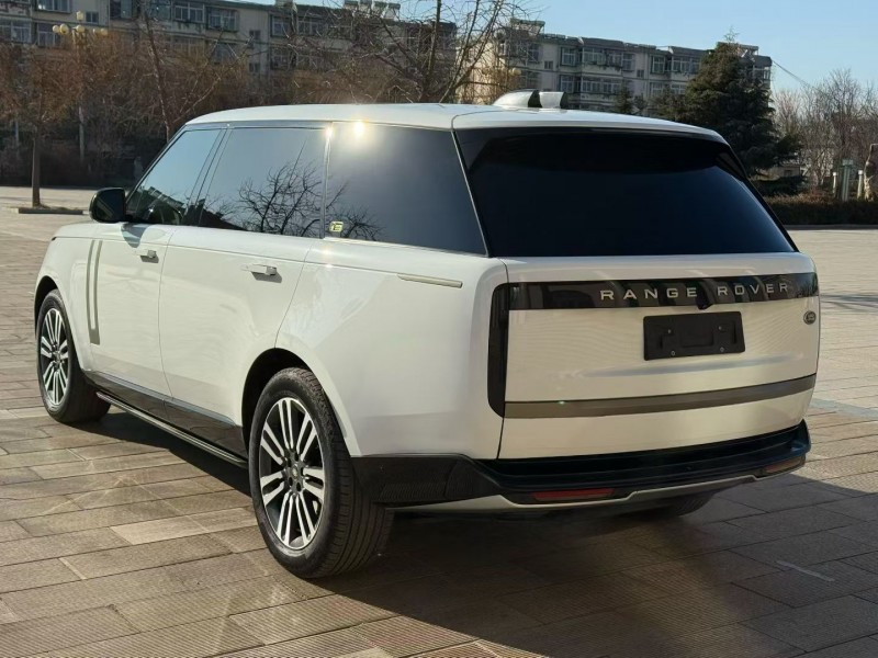 唐山24年路虎揽胜行政7