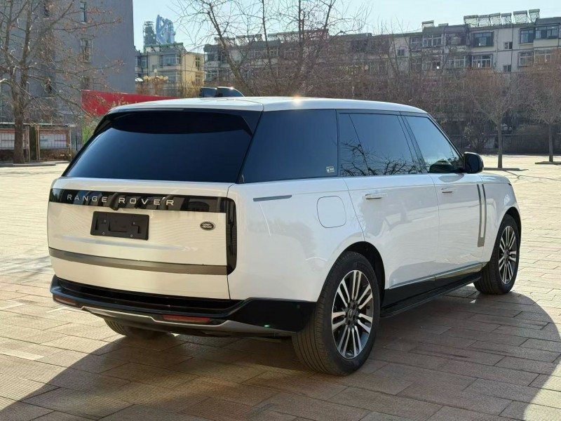 唐山24年路虎揽胜行政8