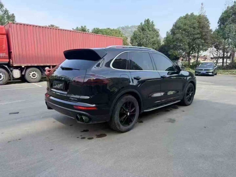 湖州15年保时捷卡宴7