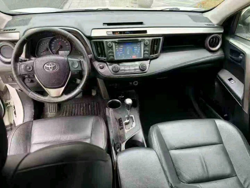 湖州14年丰田RAV44