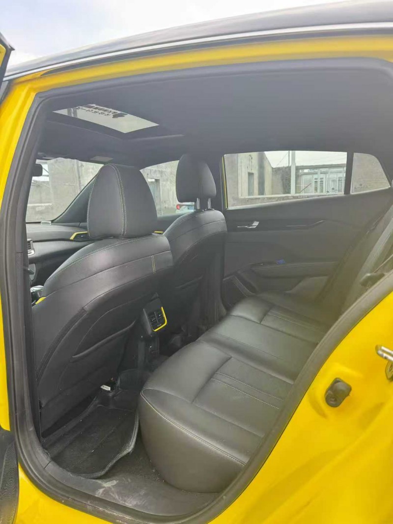 鹤壁22年东风奕炫5