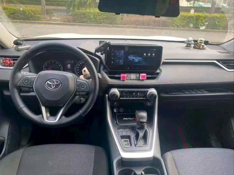 三明24年丰田RAV4荣放6