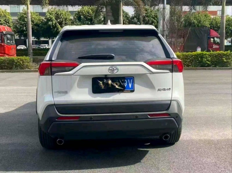 三明24年丰田RAV4荣放9