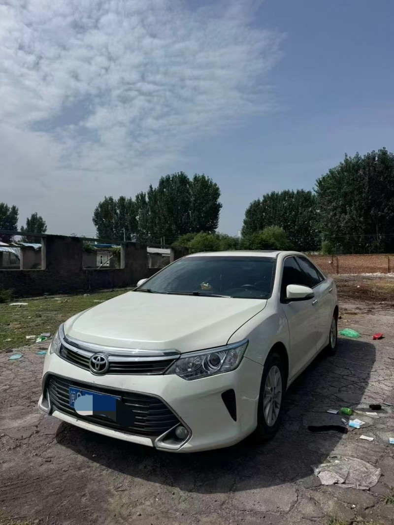 鹤壁17年丰田凯美瑞3