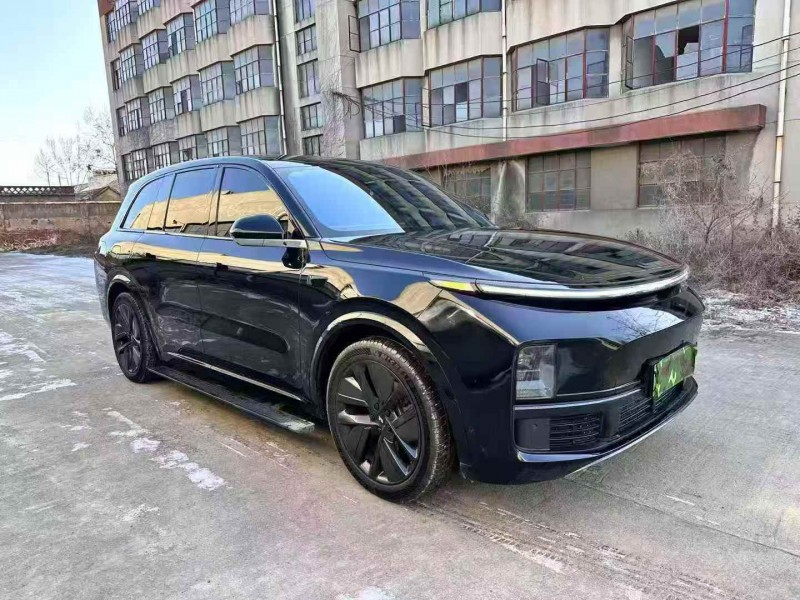 淄博23年理想L82