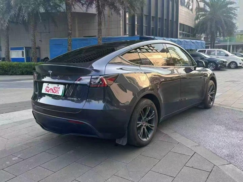 汕头25年特斯拉MODEL Y9