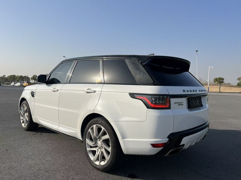 徐州18年路虎揽胜运动8