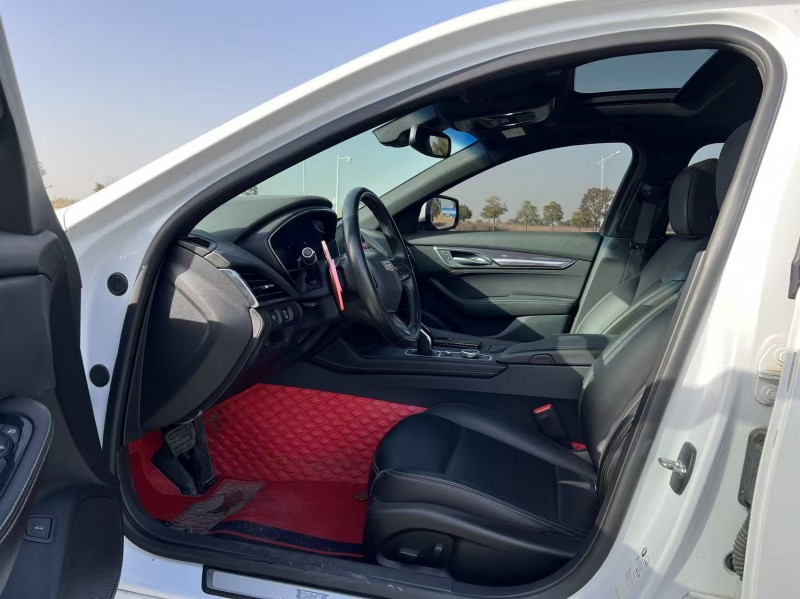 常州20年凯迪拉克CT54