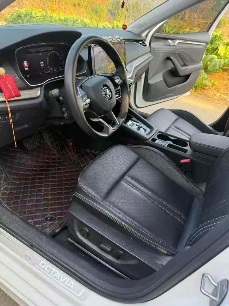 厦门21年斯柯达明锐7