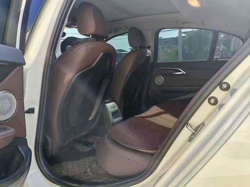 柳州23年宝马1系4