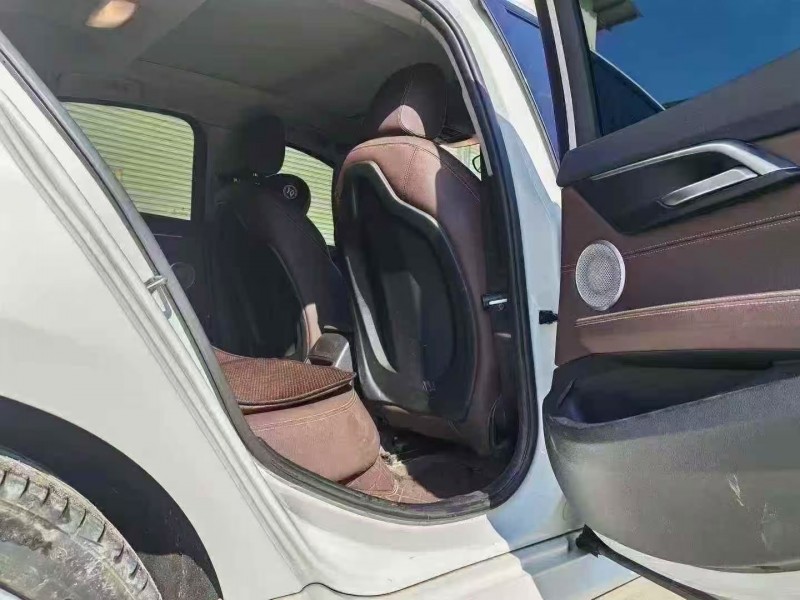 柳州23年宝马1系9