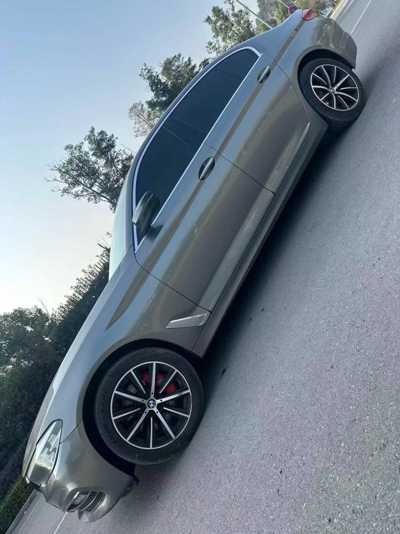 成都17年宝马5系5