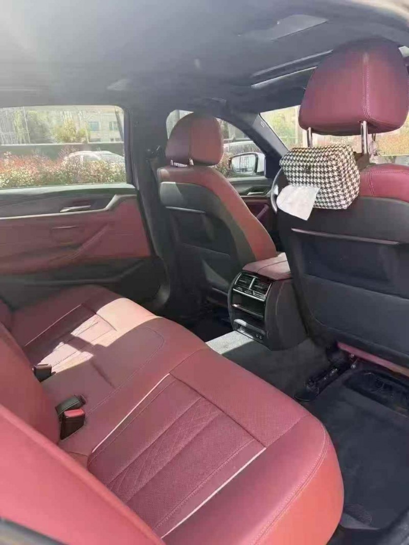 襄阳23年宝马5系3