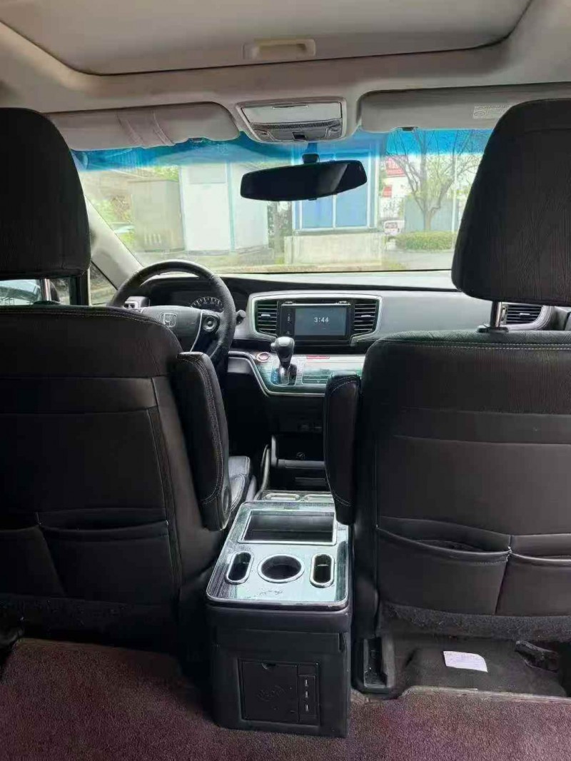 襄阳16年本田奥德赛6