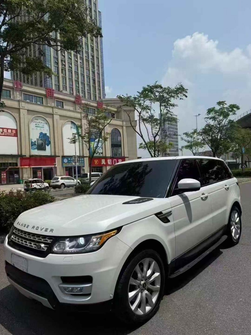 襄阳15年路虎揽胜运动2