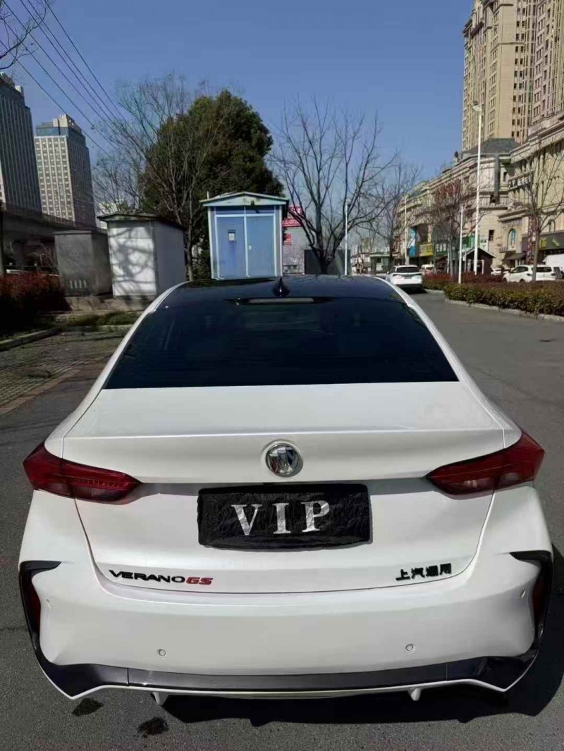 襄阳22年别克威朗5