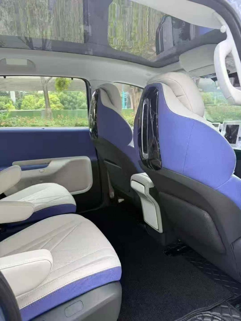 襄阳25年极狐汽车考拉6