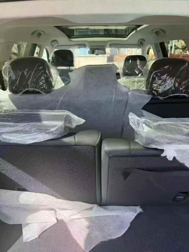 襄阳24年红旗HS73