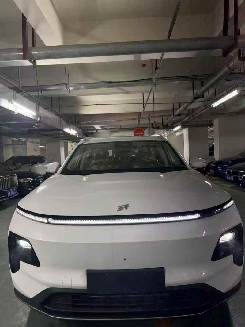 襄阳25年奇瑞捷途1