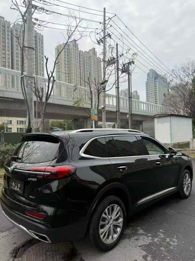 襄阳23年别克昂科威5