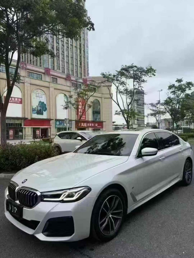 襄阳22年宝马5系2