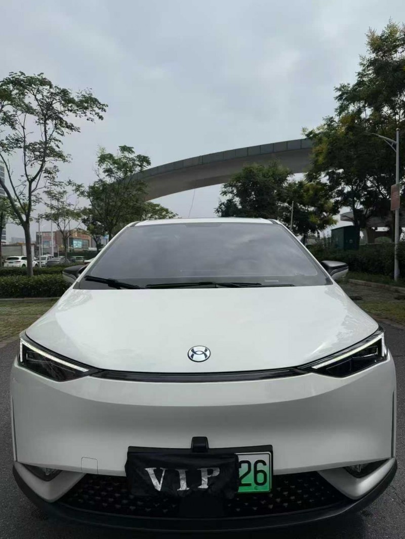 襄阳25年合创汽车Z031