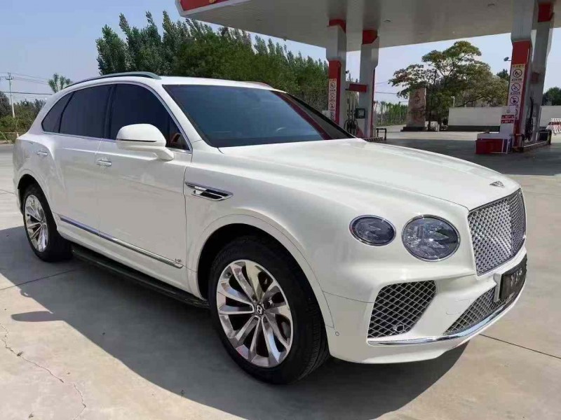 唐山21年宾利添越2