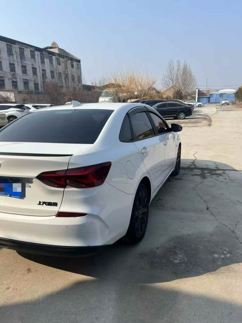 菏泽20年雪佛兰科鲁泽6