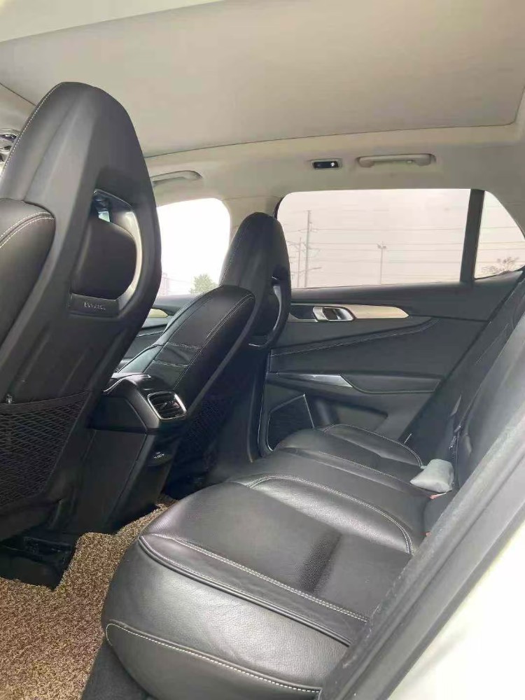 襄阳18年领克017