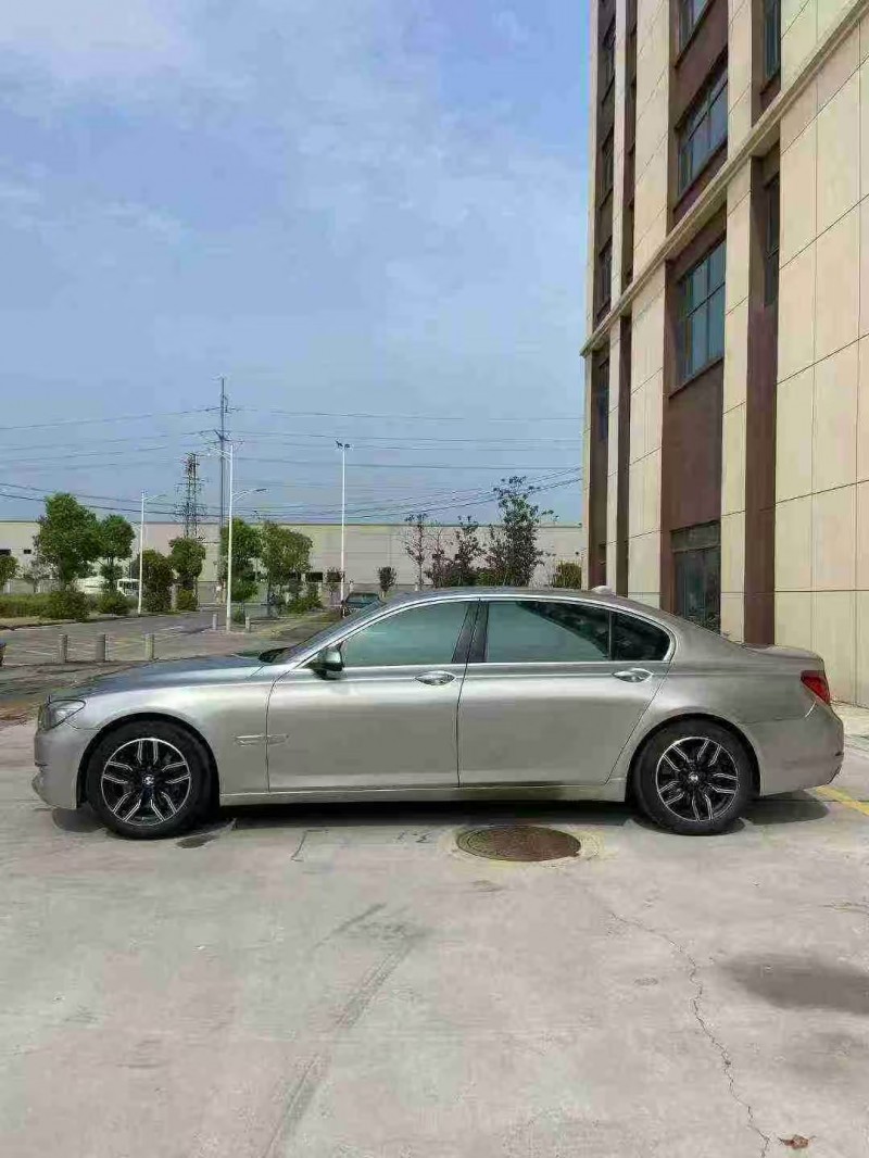 襄阳14年宝马7系4