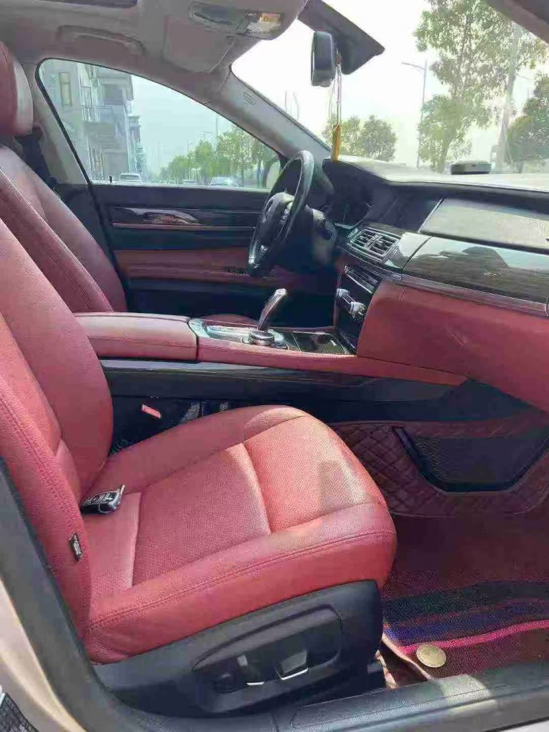 襄阳14年宝马7系8