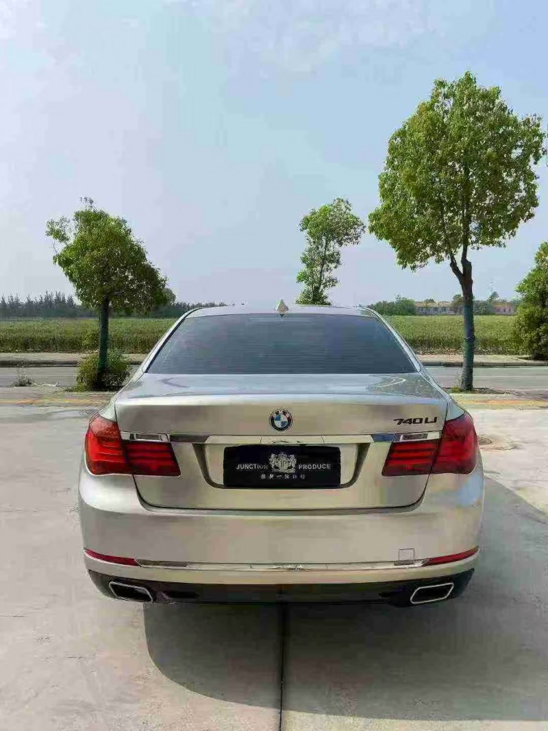 襄阳14年宝马7系9