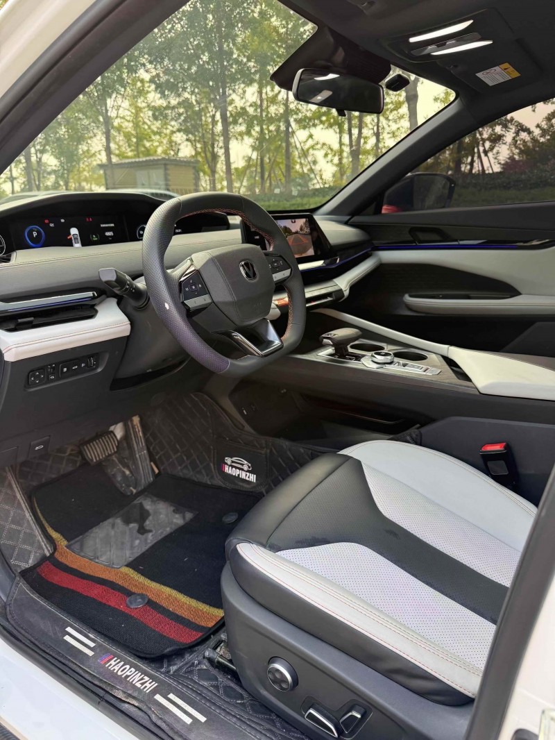 菏泽25年长安汽车UNI6