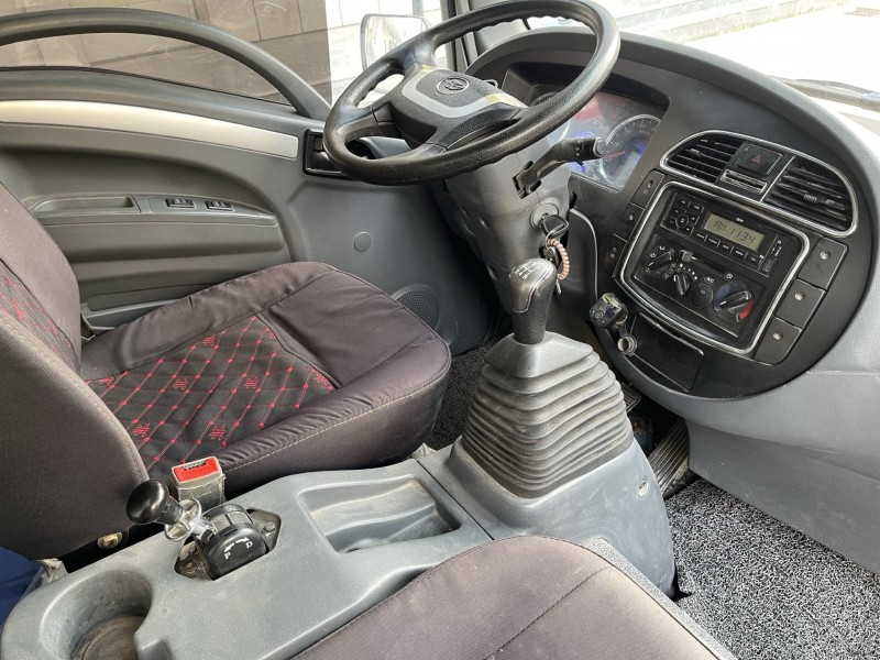 济宁21年唐骏汽车唐骏轻卡5