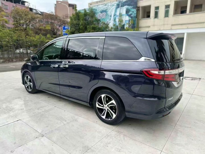 深圳15年本田奥德赛8